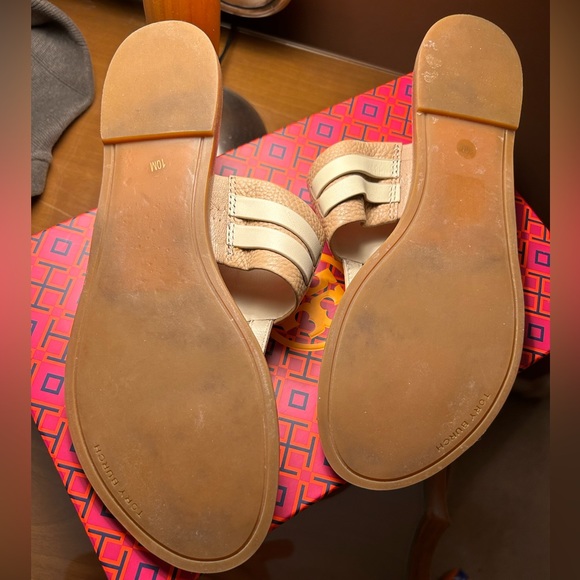 Tory Burch Like New Size 10 Leigh Sandals Cream - Picture 2 of 3